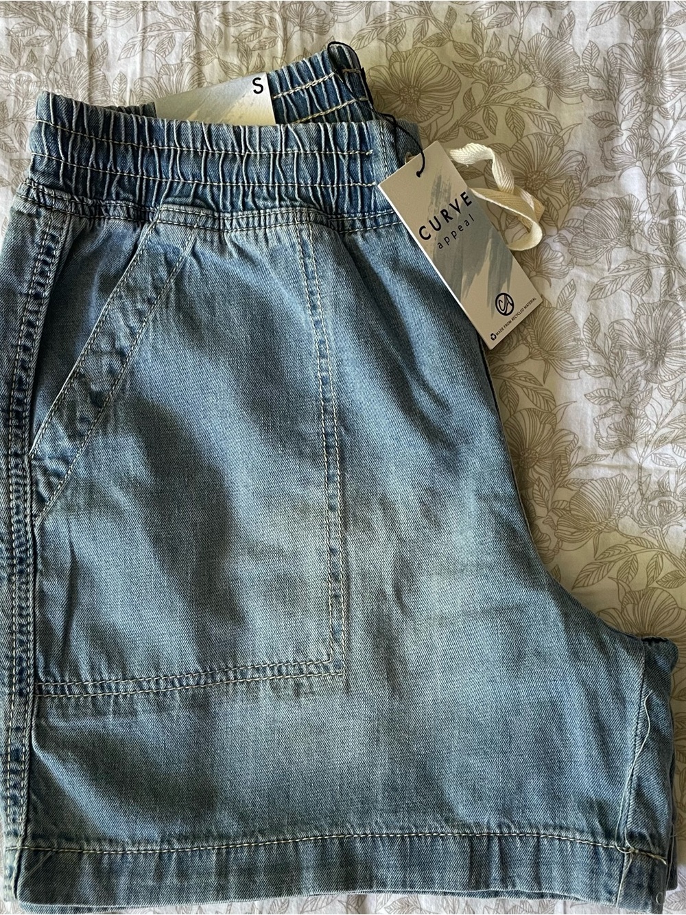 Curve Appeal Light Blue Denim Drawstring Shorts, Small-NWT
